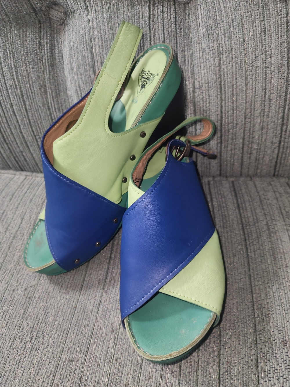 🍉John Fluevog Bright Slingbacks